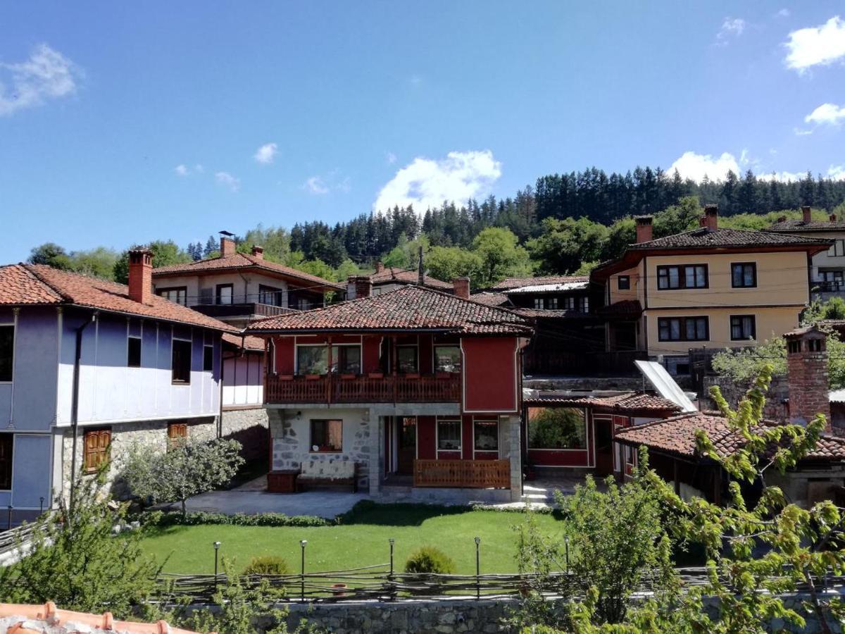 Радкината Къща Hotel Koprivshtitsa Ngoại thất bức ảnh